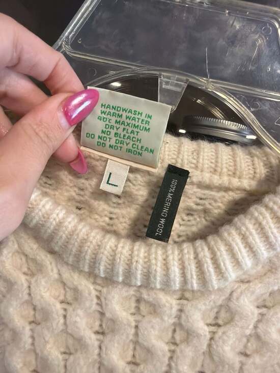 Aran Isles Knitwear 100% Merino Wool Irish Cable Knit Fisherman Sweater Large - Picture 3 of 6